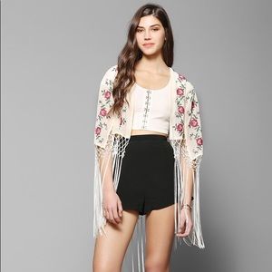 Urban Outfitters Size Medium embroidered kimono